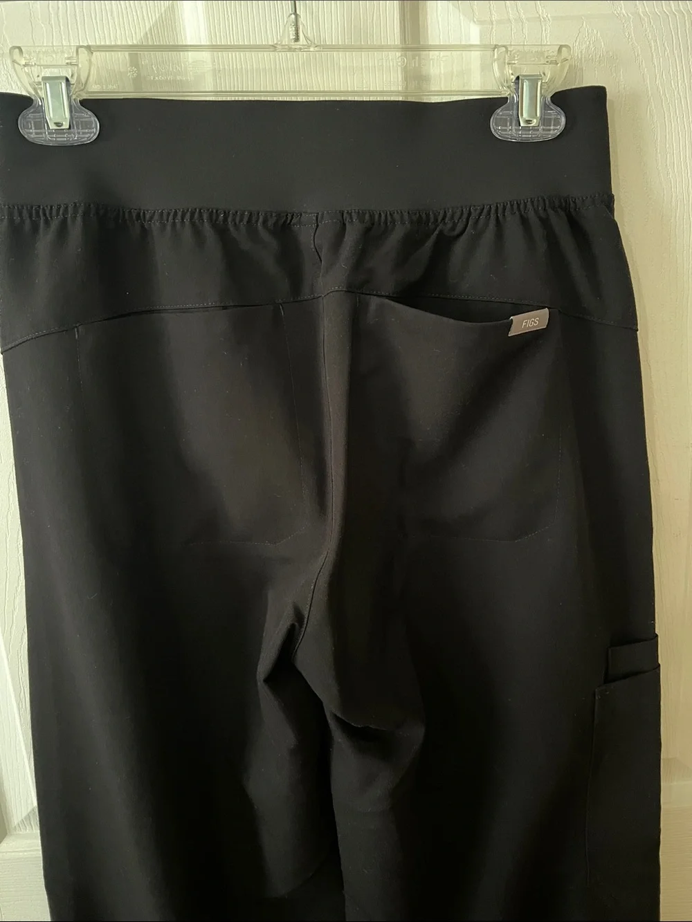 Figs Women's Black Wide-Leg Drawstring Joggers - Picture 4 of 6